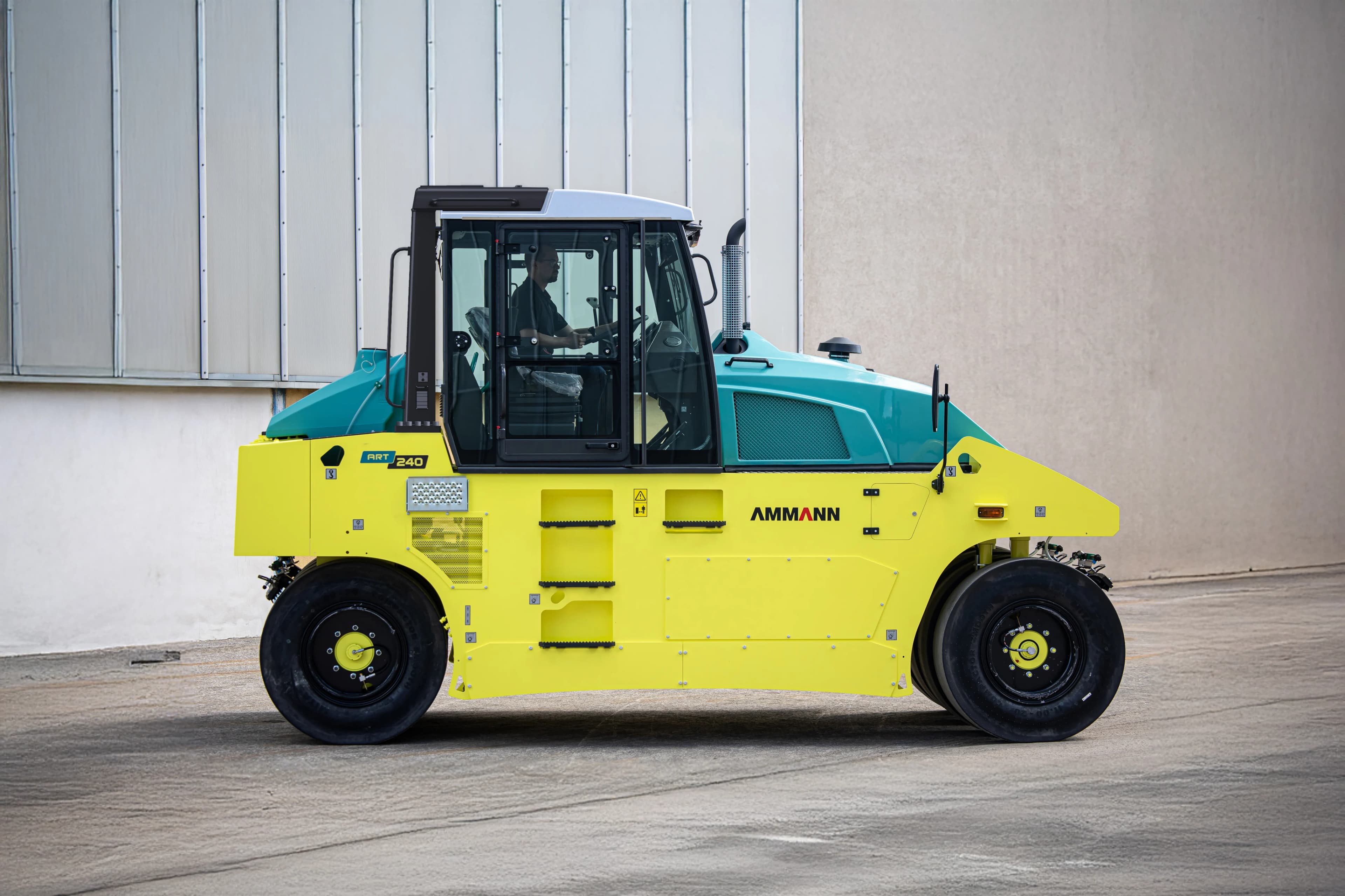 Ammann_ART_240_0008_CZ_L